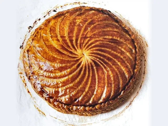 Galette des rois à la frangipane dorée
